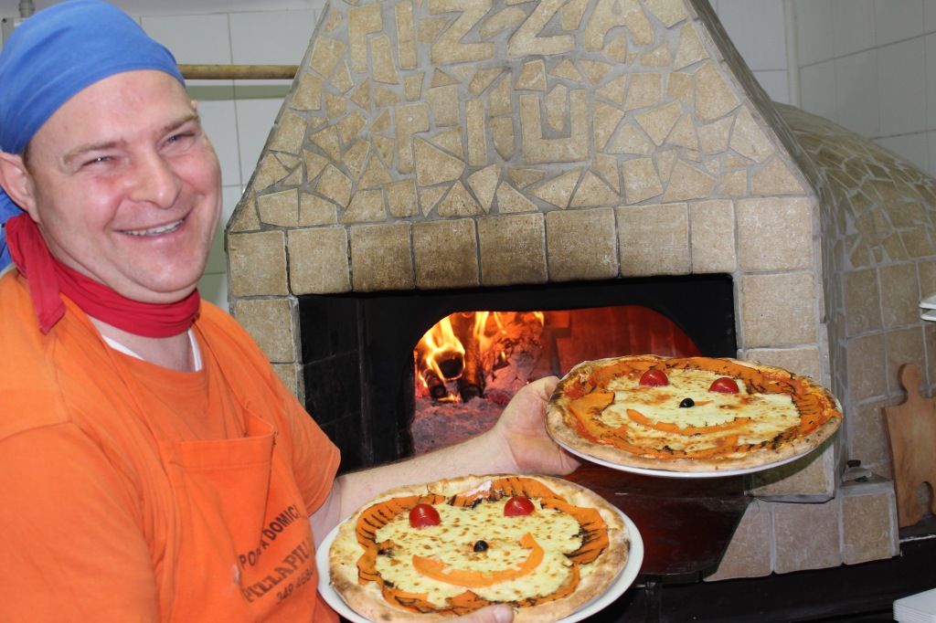 Pizza più halloween Benevento 